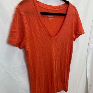 J. Crew burnt orange v-neck classic tee, 100% vintage cotton, size XS